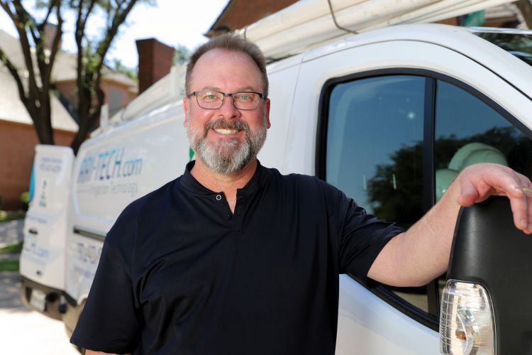 Steve in front of van2